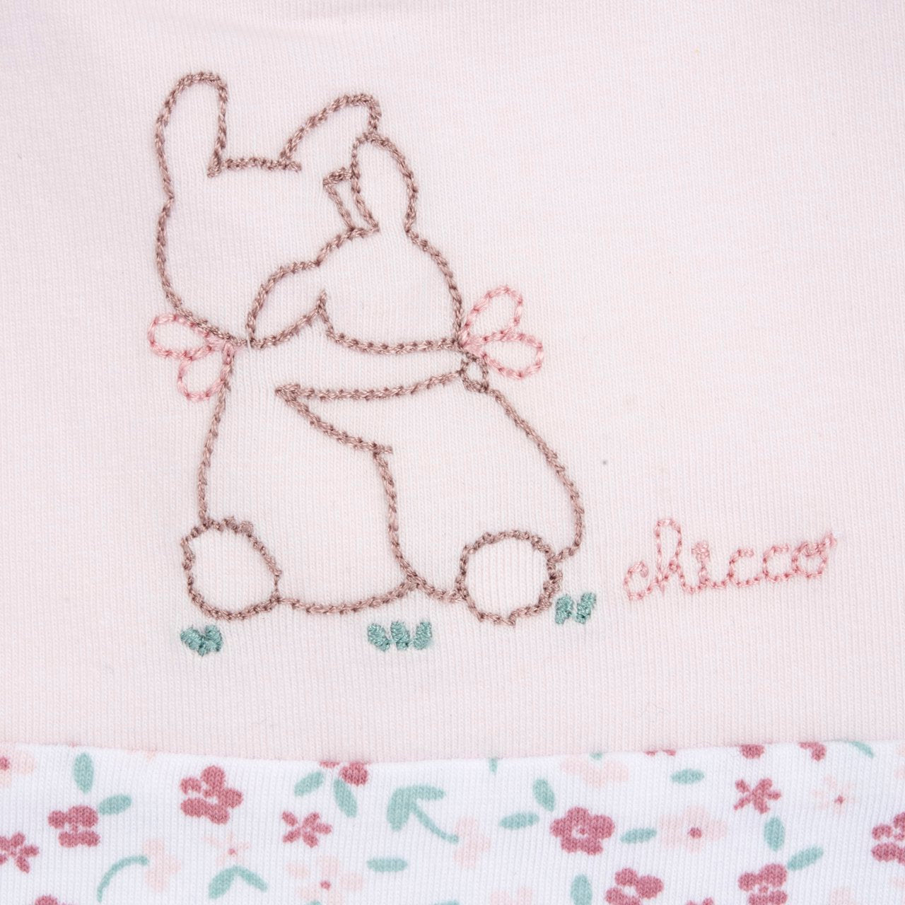 Bavaglino con ricamo coniglietti - Chicco