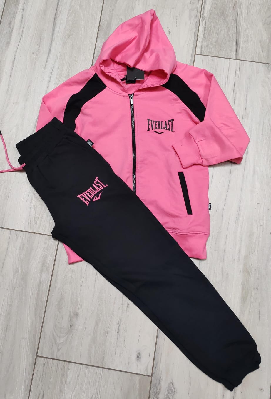 Tuta zip rosa e nera Everlast