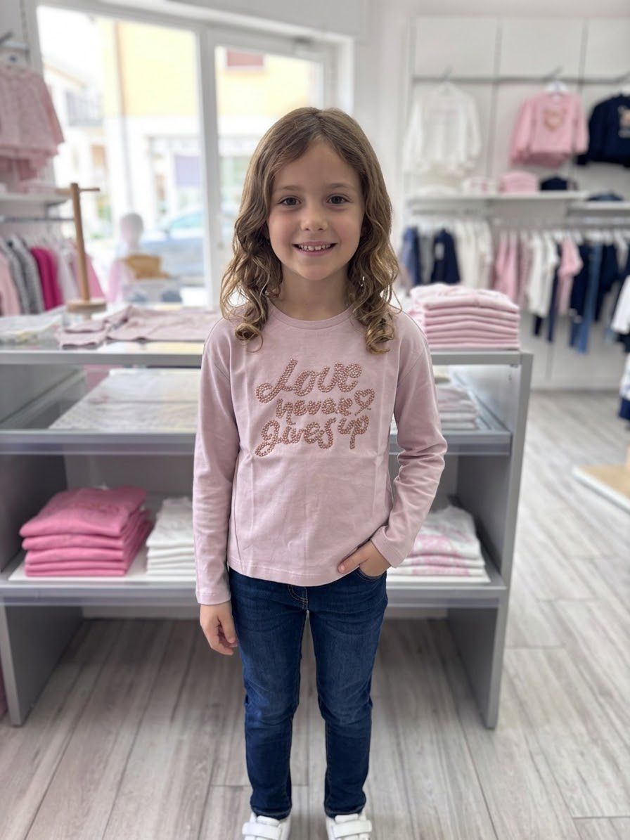 T-Shirt Maniche Lunghe Love Never Gives Up- Chicco